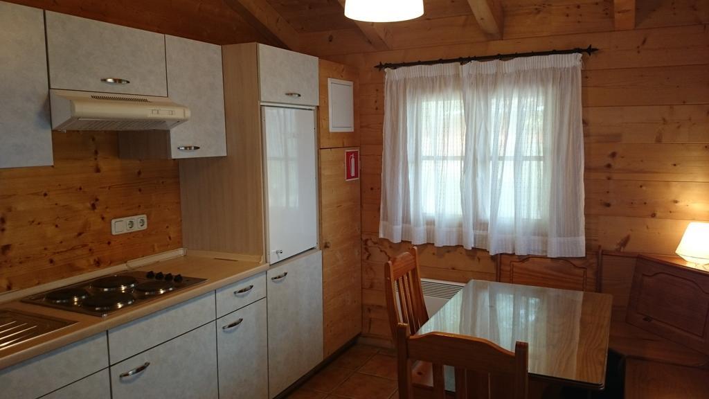 Aras Rural Pension Aras De Los Olmos Kamer foto